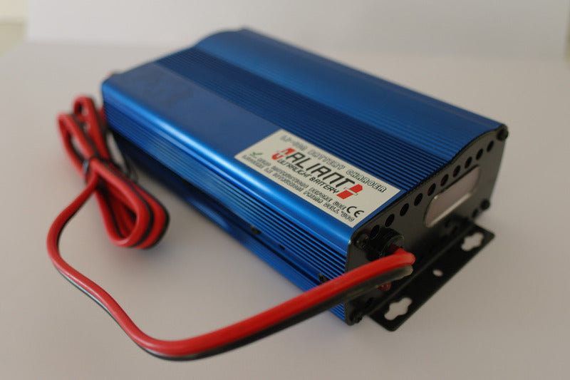 Aliant MC Batteri LitiumLithium batterycharger CB1210/10A
